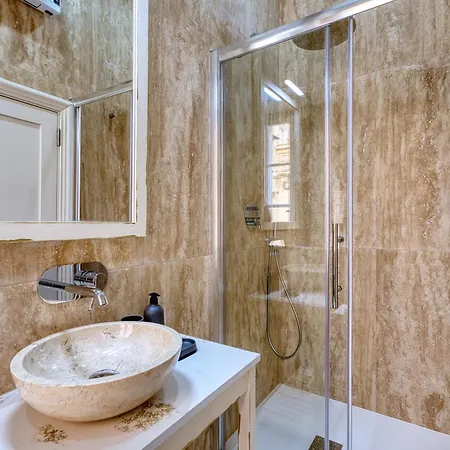 Apartman The Grand Valette In *
